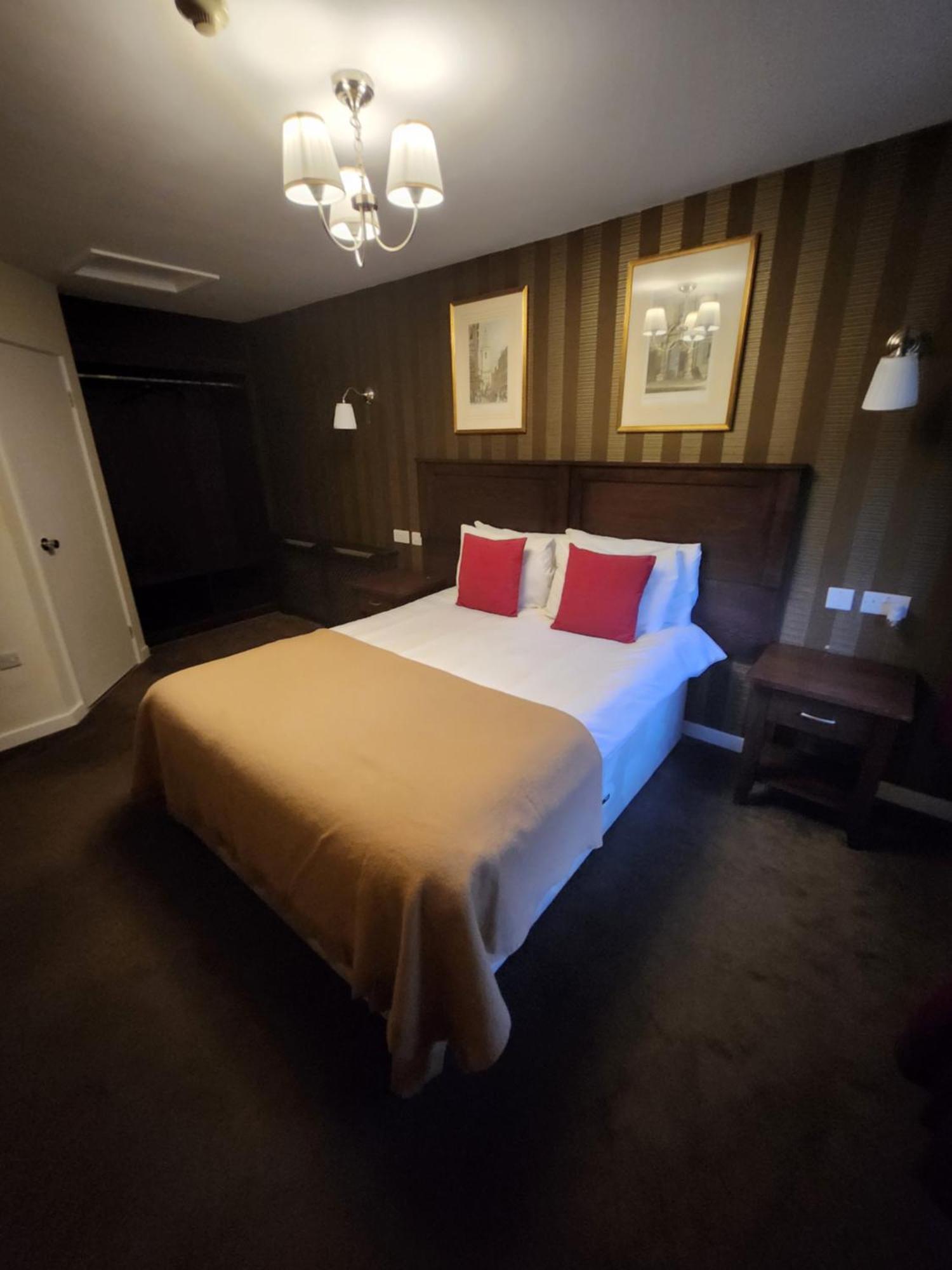 Red Lion Inn & Motel York Exteriör bild
